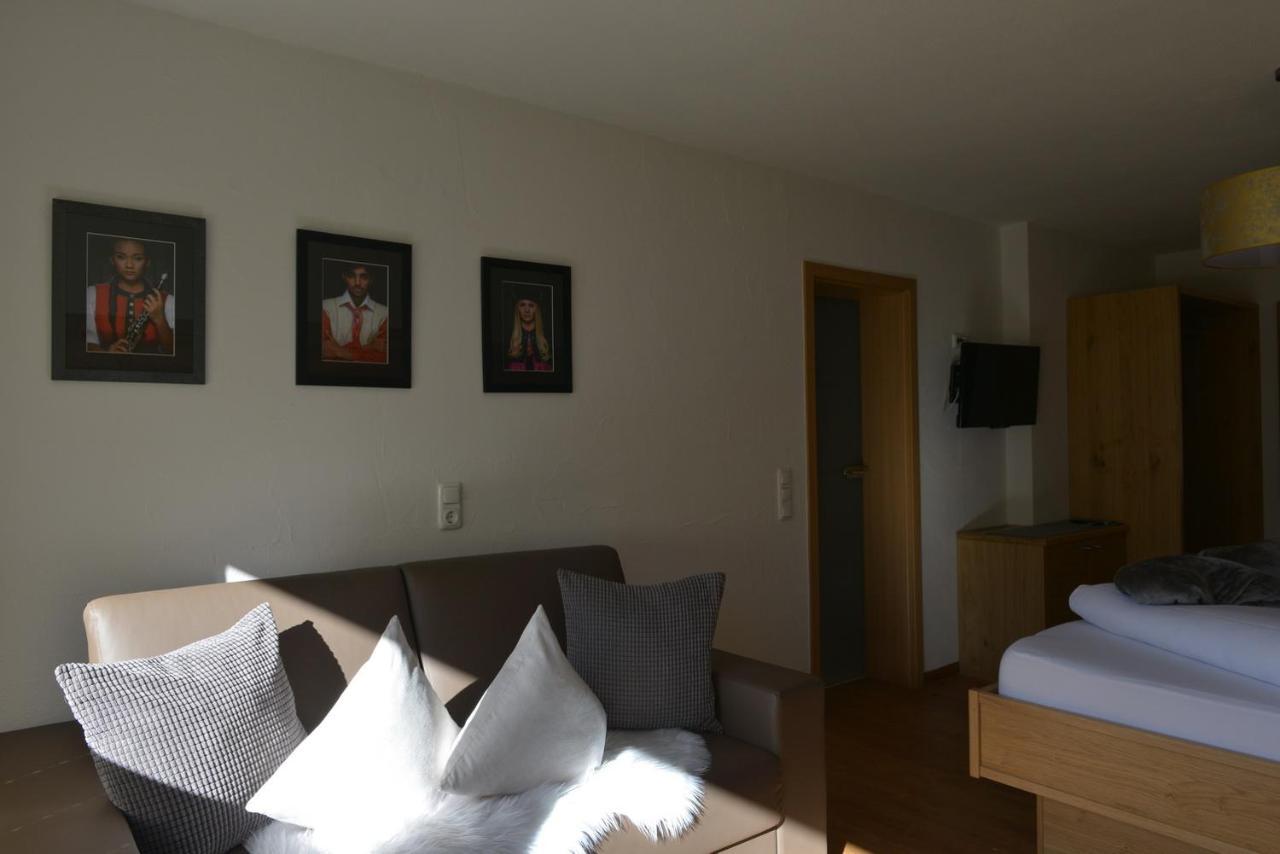 Gaestehaus Wildbach Mittelberg Eksteriør bilde
